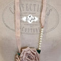 Neckpiece Roses & Large Pearls - Let Love Clothing
