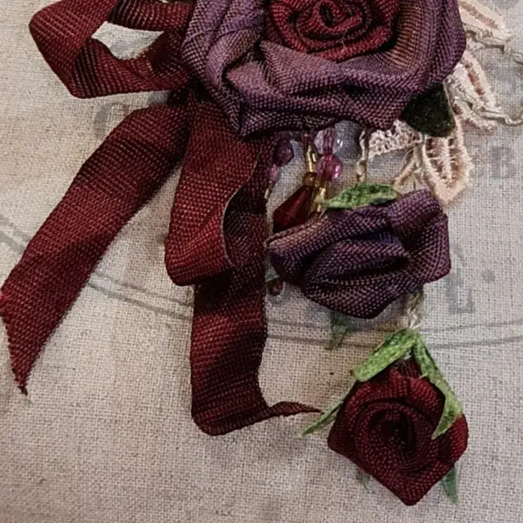 Brooch Ribbon Roses - Let Love Clothing