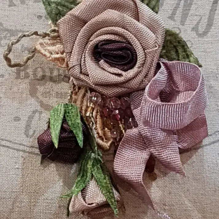 Brooch Ribbon Roses - Let Love Clothing
