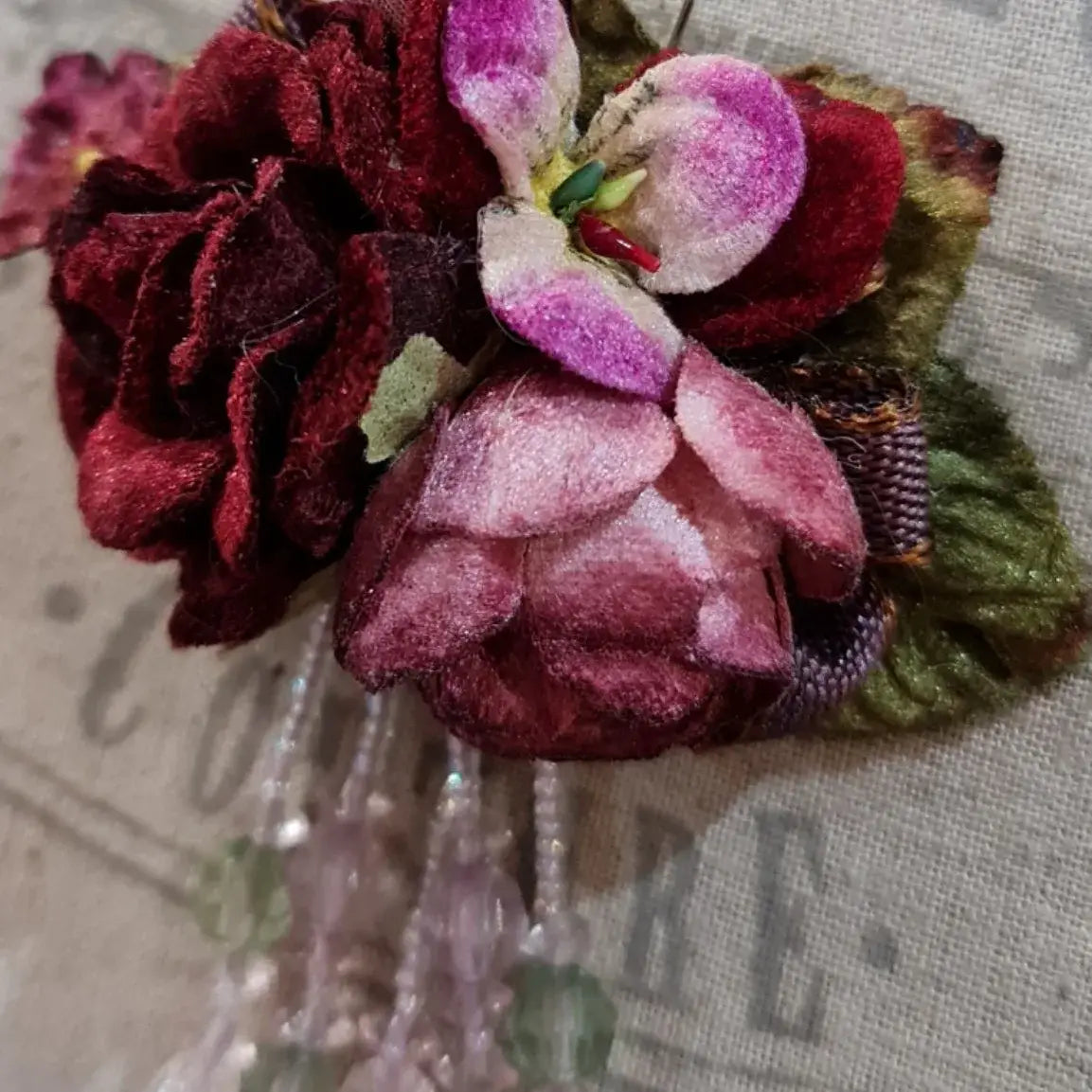 Brooch Velvet Roses - Let Love Clothing