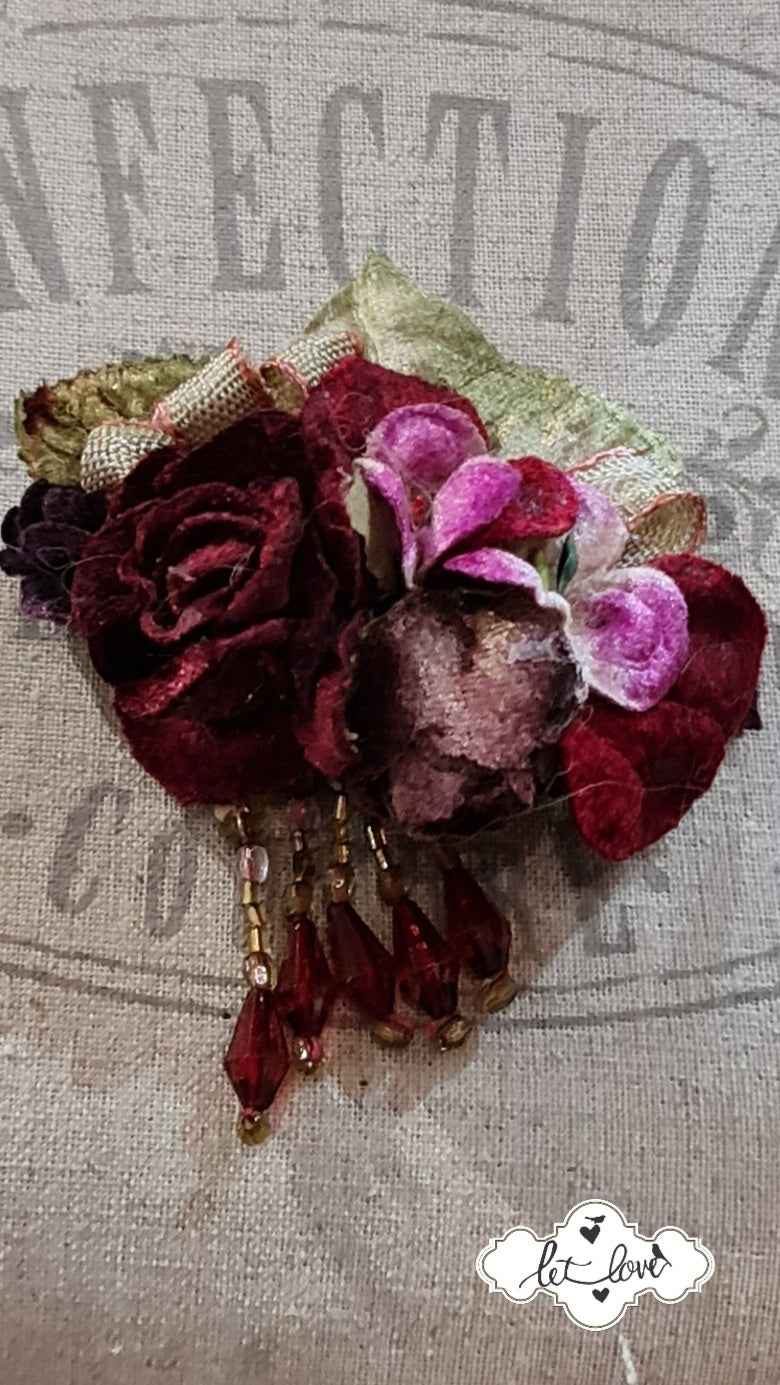 Brooch Velvet Roses - Let Love Clothing