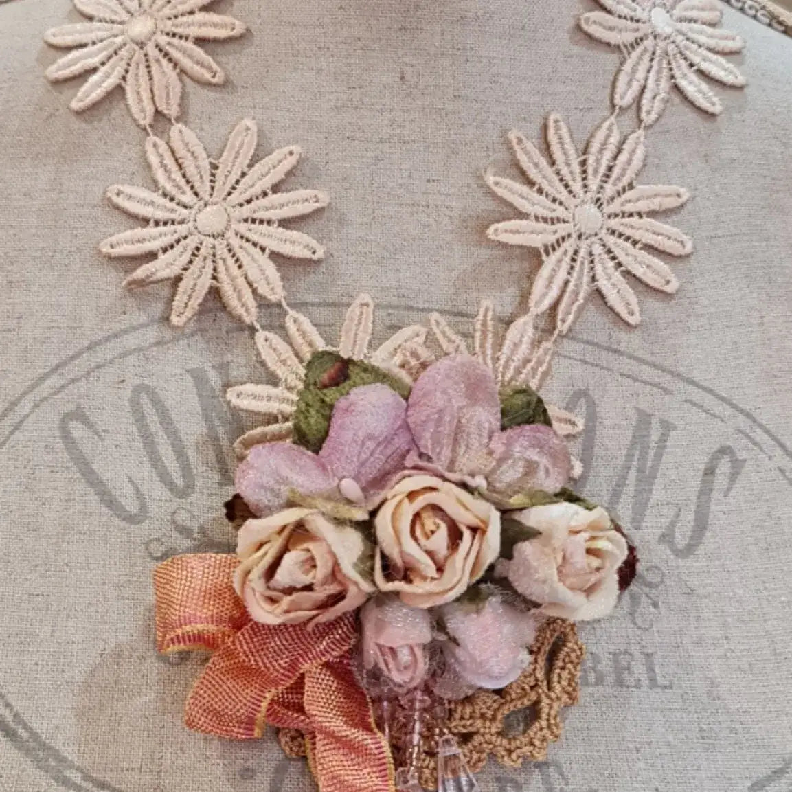 Daisy Lace & Rose Neckpiece/Brooch - Let Love Clothing