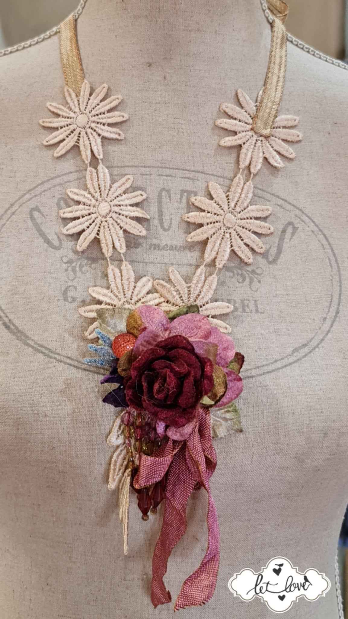 Daisy Lace & Rose Neckpiece/Brooch - Let Love Clothing