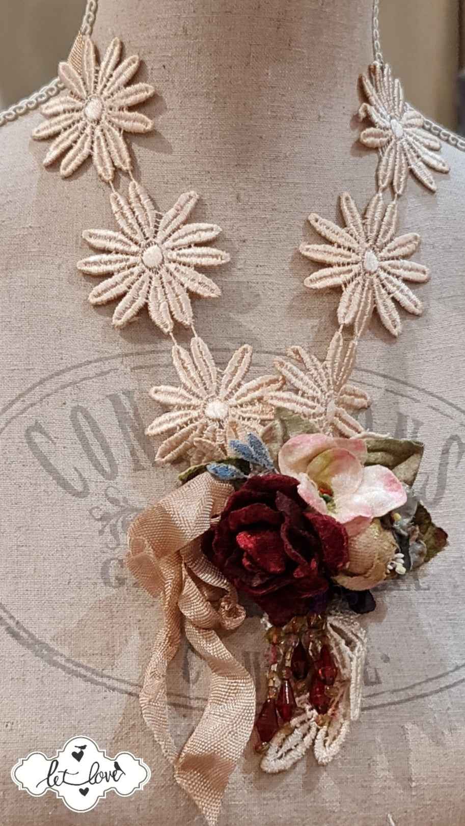 Daisy Lace & Rose Neckpiece/Brooch - Let Love Clothing