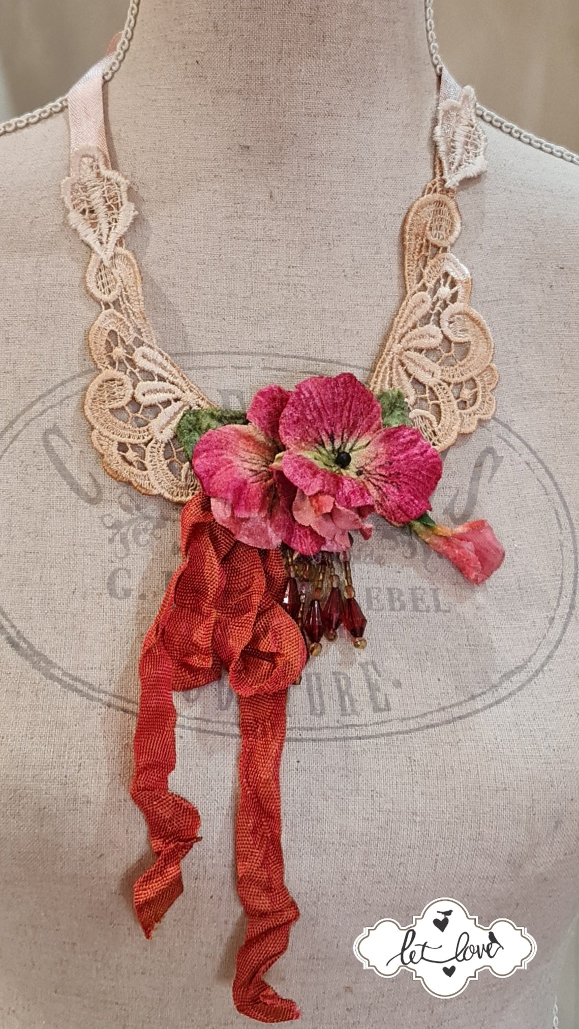 Vintage Lace & Rose Neckpiece - Let Love Clothing