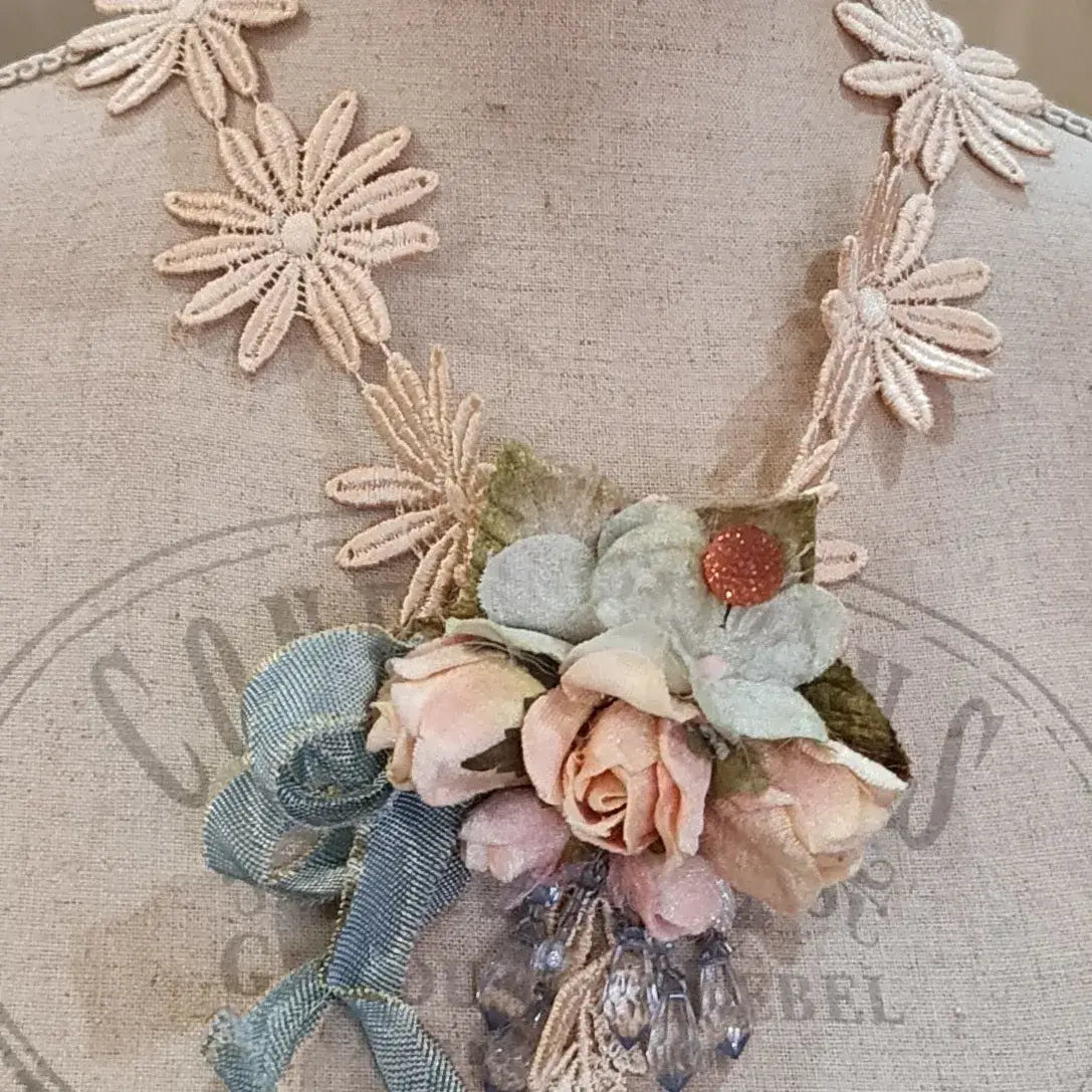 Daisy Lace & Rose Neckpiece/Brooch - Let Love Clothing