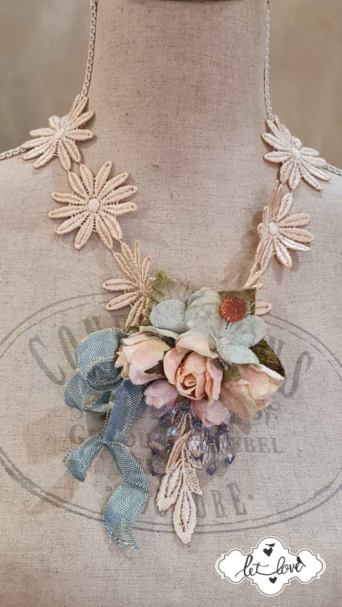 Daisy Lace & Rose Neckpiece/Brooch - Let Love Clothing