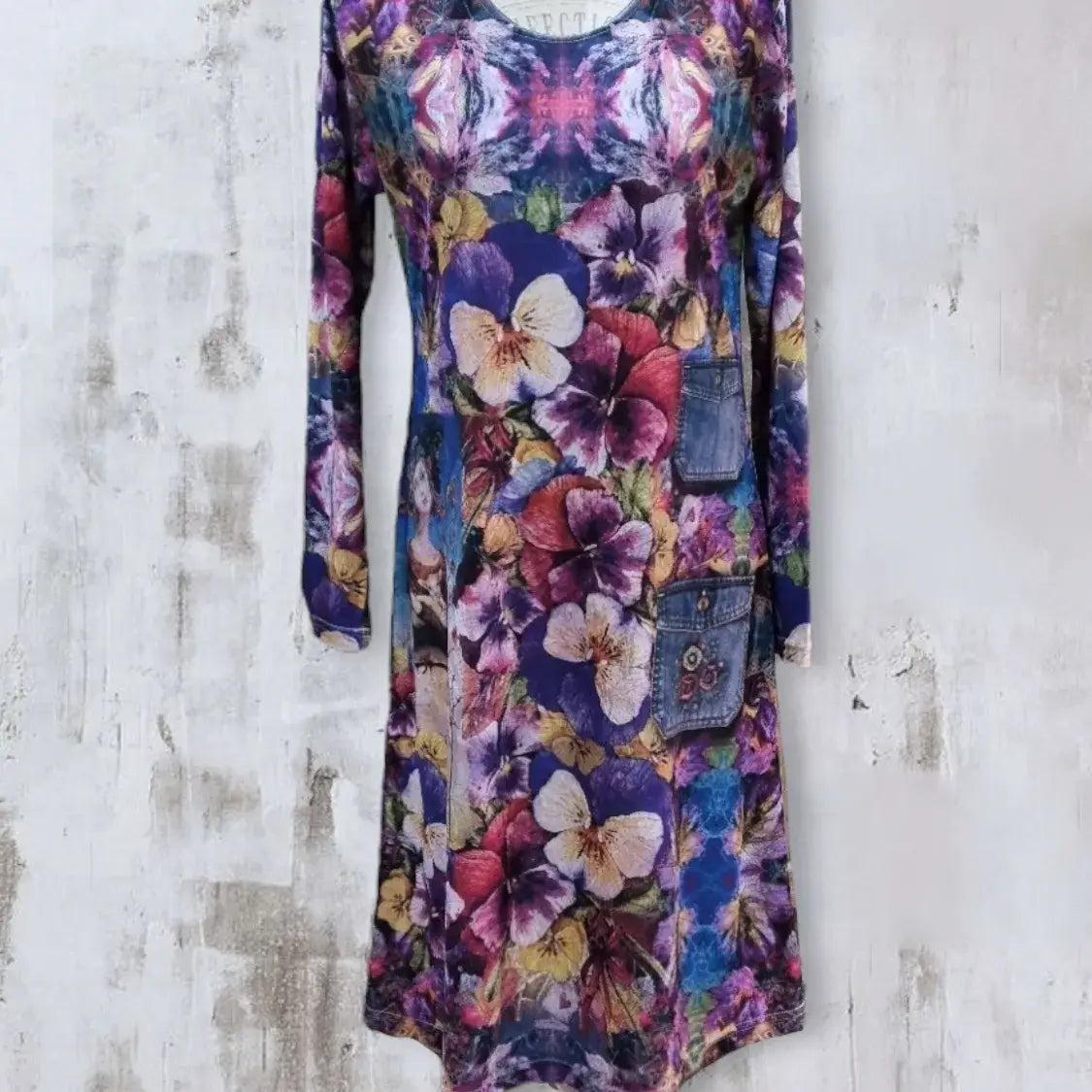 Dress Below the Knee, with Sleeves - Let Love Clothing