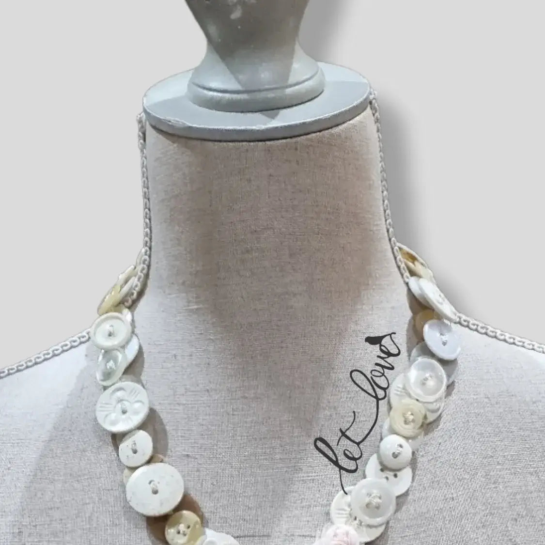 Button & Flower Neckpiece - Let Love Clothing