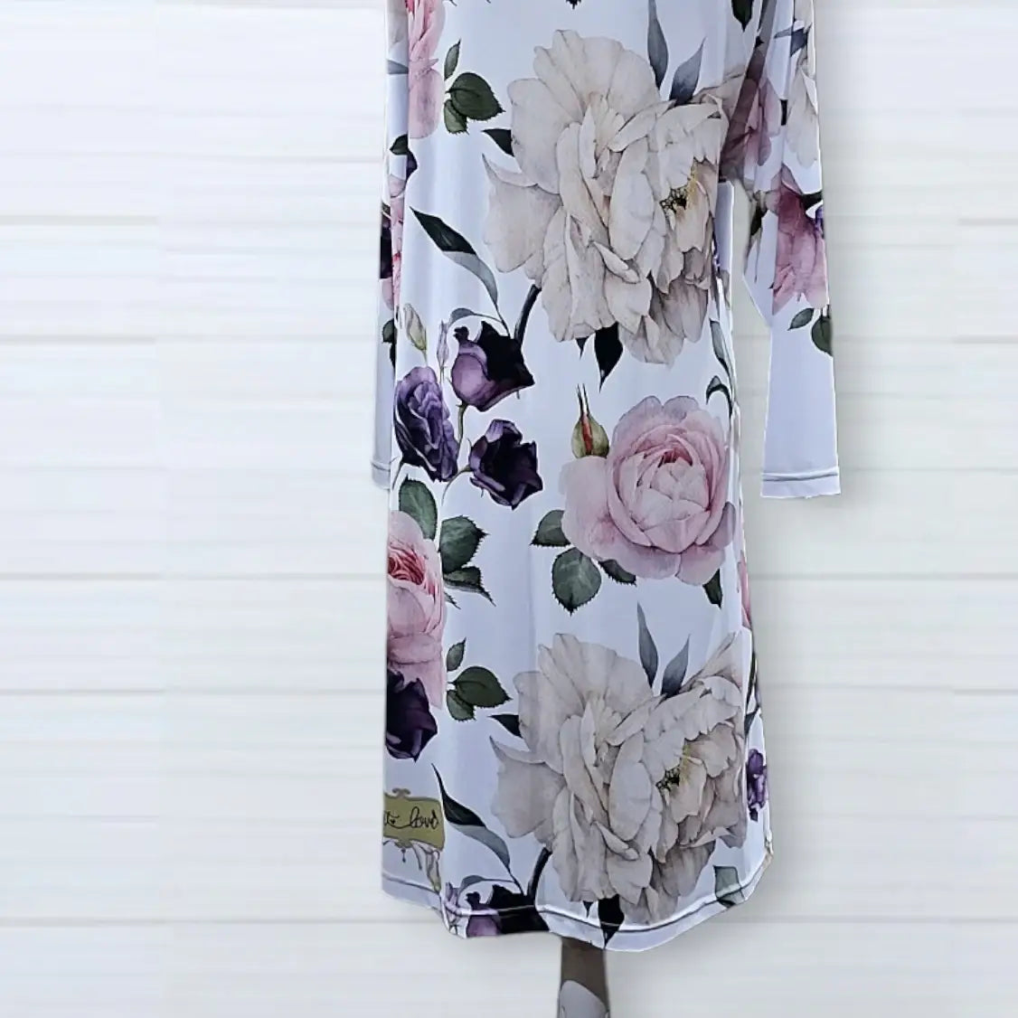 Dress Below the Knee, with Sleeves - Let Love Clothing